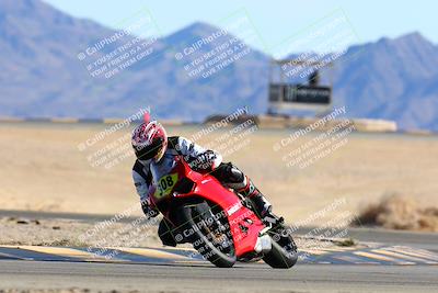 media/Jan-08-2022-SoCal Trackdays (Sat) [[1ec2777125]]/Turn 4 (1145am)/